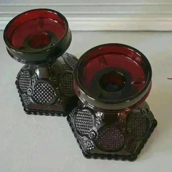 Set of 2-Avon Hurricane Holders - Picture 2 of 6